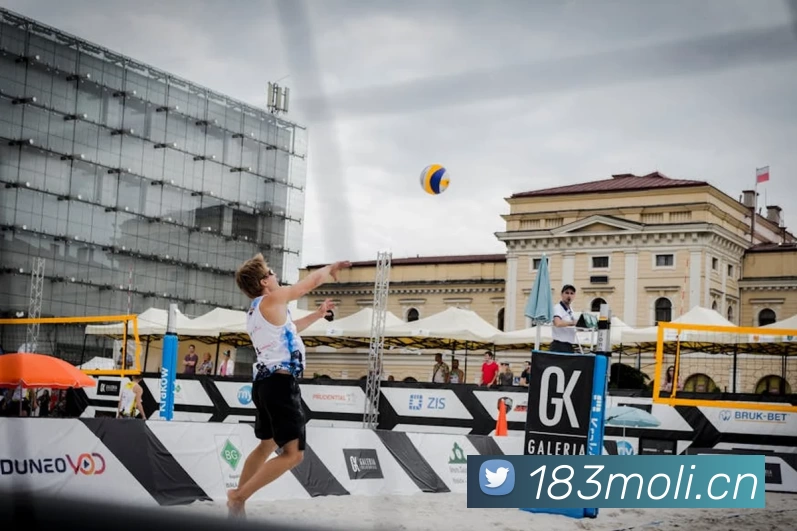 压球首页发展历程